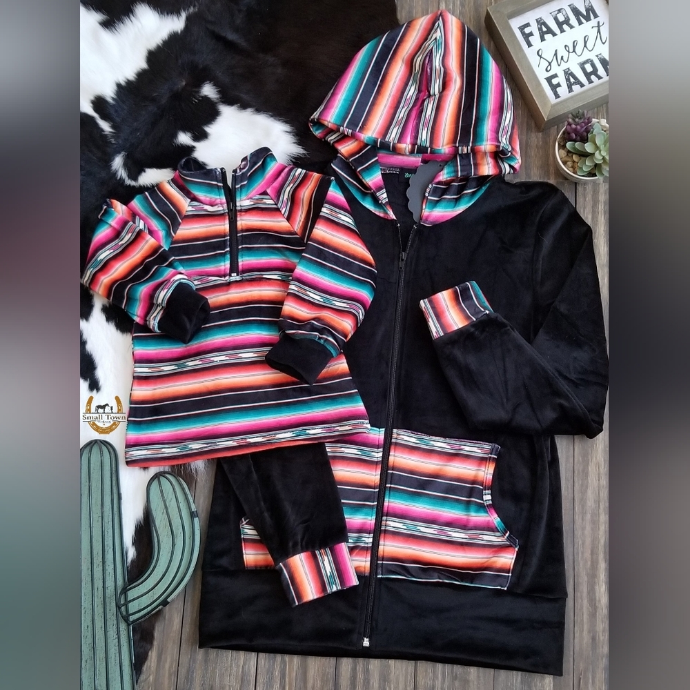 Wild Child Pullover - Picture 2 of 4